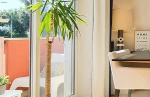 NEW - Epic Design -AC, Balcony, Free Parking - Foto 5