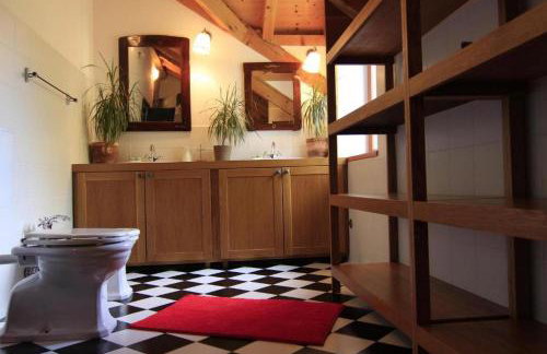 Stone Dalmatian House Modern, Stylish with Pool - Foto 18