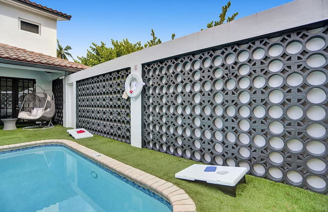 Amazing 7 BR Villa With Heated Pool Near the Beach - Foto 45