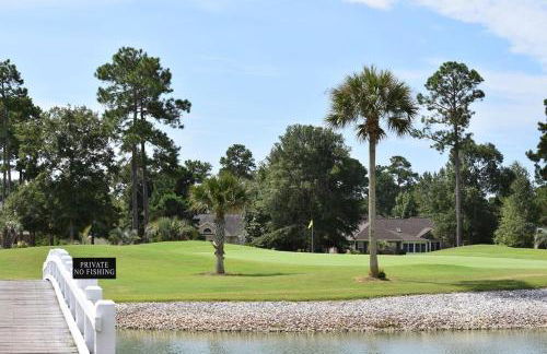 Brunswick Plantation Studio Home 407L with Onsite Golf Course and Pools studio - Foto 17
