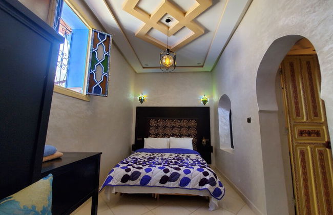 Hotel Blue City - Photo 15