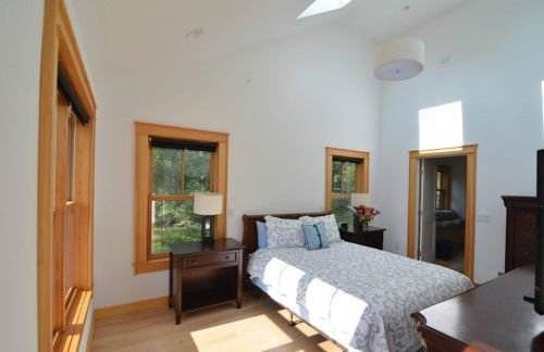 Too Good AKA 2 Goodrich St - Foto 1