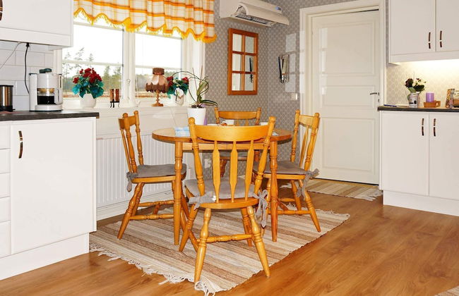 5 Person Holiday Home in Savsjo - Foto 3