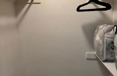 Serene 2bed 1bath condo with parking - Foto 15