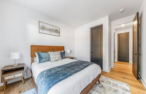 Modern 4BR Uptown Oasis! - Foto 13