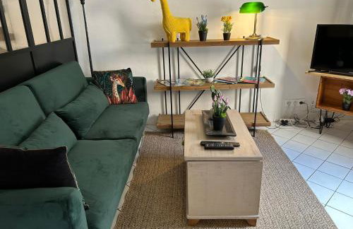 Studio lumineux, calme, RER à 5 min, bien placé - Foto 10