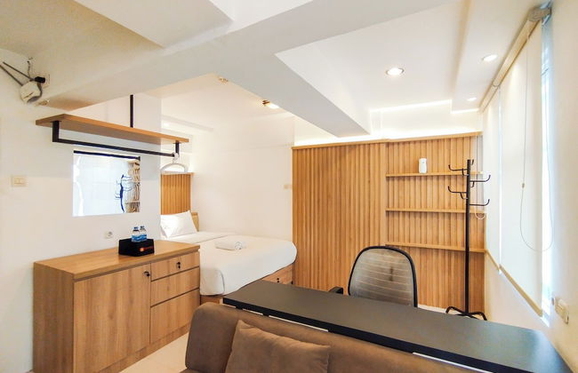 Spacious Classic Studio At Jarrdin Cihampelas Apartment - Photo 2