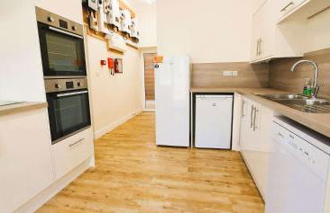 The Victorian Barn, Self-Catering Holidays with Pool and Hot Tubs, Dorset - Foto 6