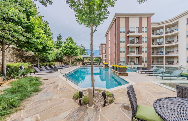 Corporate Suites at Victory Park Dallas - Foto 11