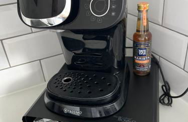 Holywood Halt - Foto 21