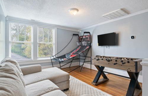 Spacious Homey Stay with Games, Gym, Near Downtown - Foto 11