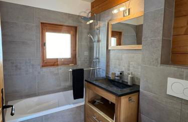 Charming, cosy chalet nestled in a breathtaking surrounding with spectacular, stunning mountain views - Foto 27