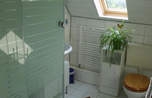 Gemütliche Wohnung 2 Et Inkl Parkplatz nach Verfügbarkeit - Foto 9