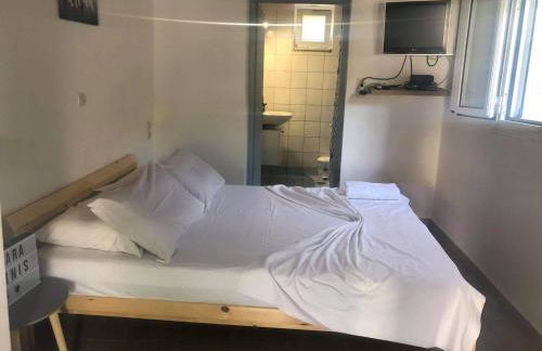 Karampinis - Photo 2