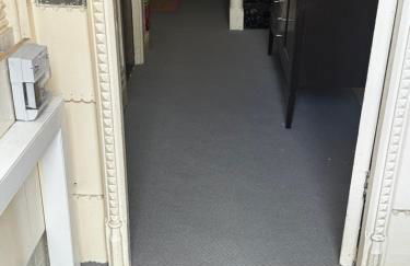 Ground Floor Cute & Cozy - 1 Person Studio - South Pier - Foto 3