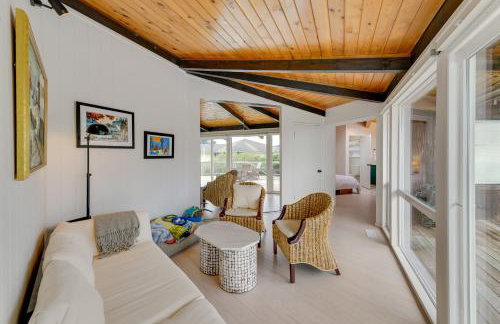 Serene Irish Beach Home with Panoramic Ocean Views! - Foto 12