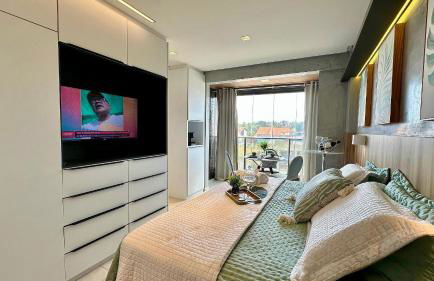 (106) Unforgettable Studio in a Modern Space - Photo 5