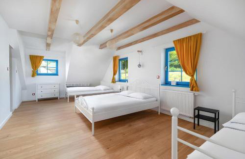 Kaszuby, dom kaszubski nad jeziorem Danielowa Dolina - Foto 41