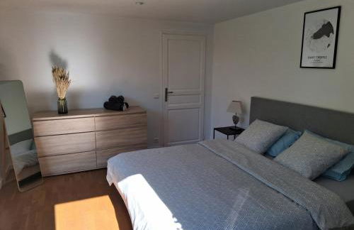 Rez de Jardin d'une Bastide VILLA LA GARDI avec Piscine privée - Foto 18