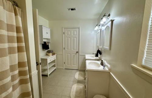 Group Cabin with Kayaks and Foosball Table in La Grange, Texas - Foto 17