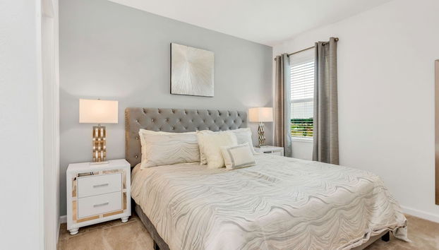 16 Guest Pool Home w Lake Facing Sundeck - Foto 4, Habitación