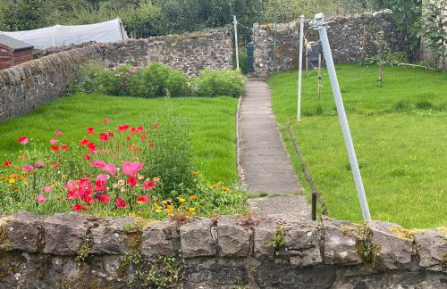 Honeycomb Cottage - Photo 10