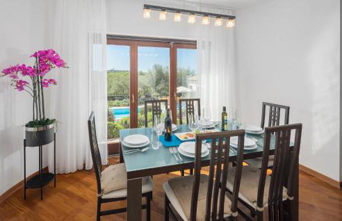 4 Bedroom Nice Home In Buje - Foto 28