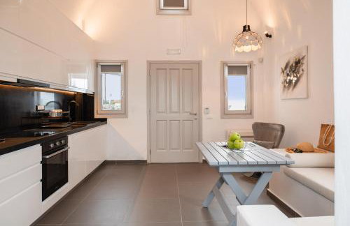 G & W Suites - Photo 48