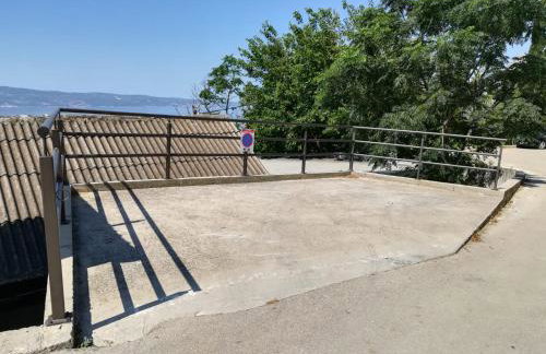 House B - with spacious terrace and beautiful view - Foto 24