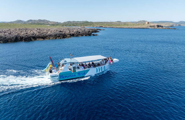 Paseo en barco por las calas del norte de Menorca - Foto 3