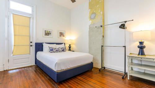 Private 2BR in Uptown by Hosteeva - Foto 4