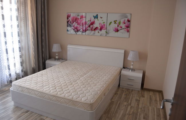 Admiral Plaza Apartments - Foto 12