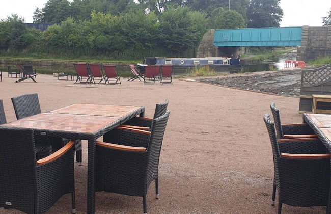 1700s Canalside Cottage Sleeps up to 12 Guests - Foto 41