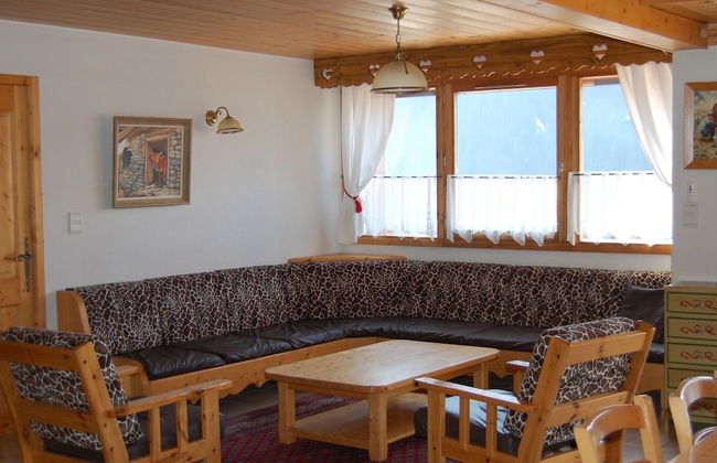 Spacious Holiday Home Near Center of Champagny - Foto 35