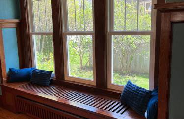 CRAFTSMAN'S MAIN FLOOR with huge DECK! - Foto 13