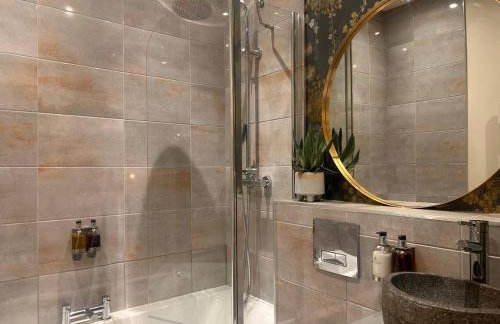 Little Apple Cottage- Free Parking, Hot tub, Fire, Town Centre - Photo 56