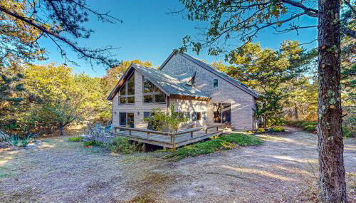 Cozy Island Cabin - Photo 3