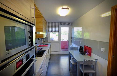 Comillas Pueblo El Capricho - Foto 11