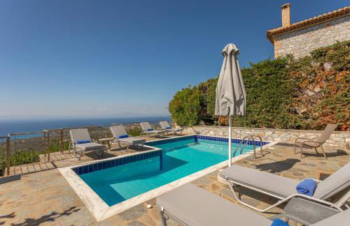 SOFIA, Luxury Stone Villa in Stoupa with Private Pool, BBQ and Amazing Sea View - Foto 31