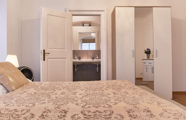 Charles Bridge Royal Apartment - Foto 8