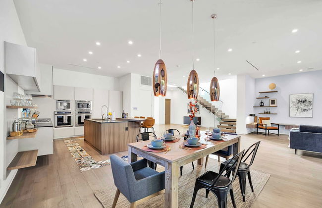 LA Villa by Avantstay Walk to The Grove LA - Photo 37