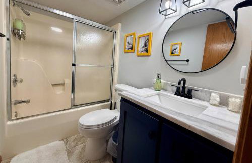 Waterfront 3BR Loft w Dock on Lake of Egypt - Foto 32