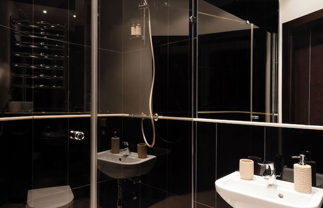 Audeju Two Bedroom With Two Bathrooms - Photo 35