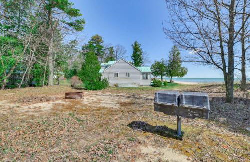 Private Beach Waterfront Home on Lake Huron! - Foto 25