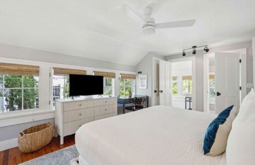 Serene Cottage with Beautiful Garden and Heated Pool - Foto 12