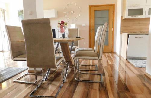 Apartman Lara - Photo 11