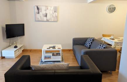 One bedroom self-contained accommodation - Foto 13