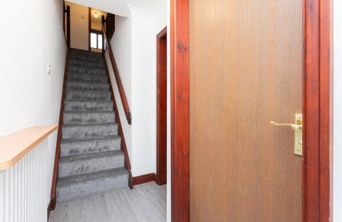 Preston 4 bedroom house near M55 & M6 - Photo 5