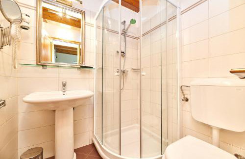 Rustic Villa Katarina by Villas Holiday - Foto 29