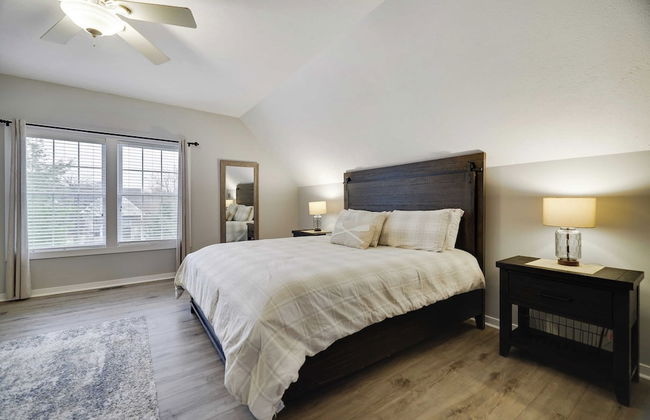 The Nest at Pinecrest by Avantstay Spacious Deck, Game Room, Fire Pit - Foto 32